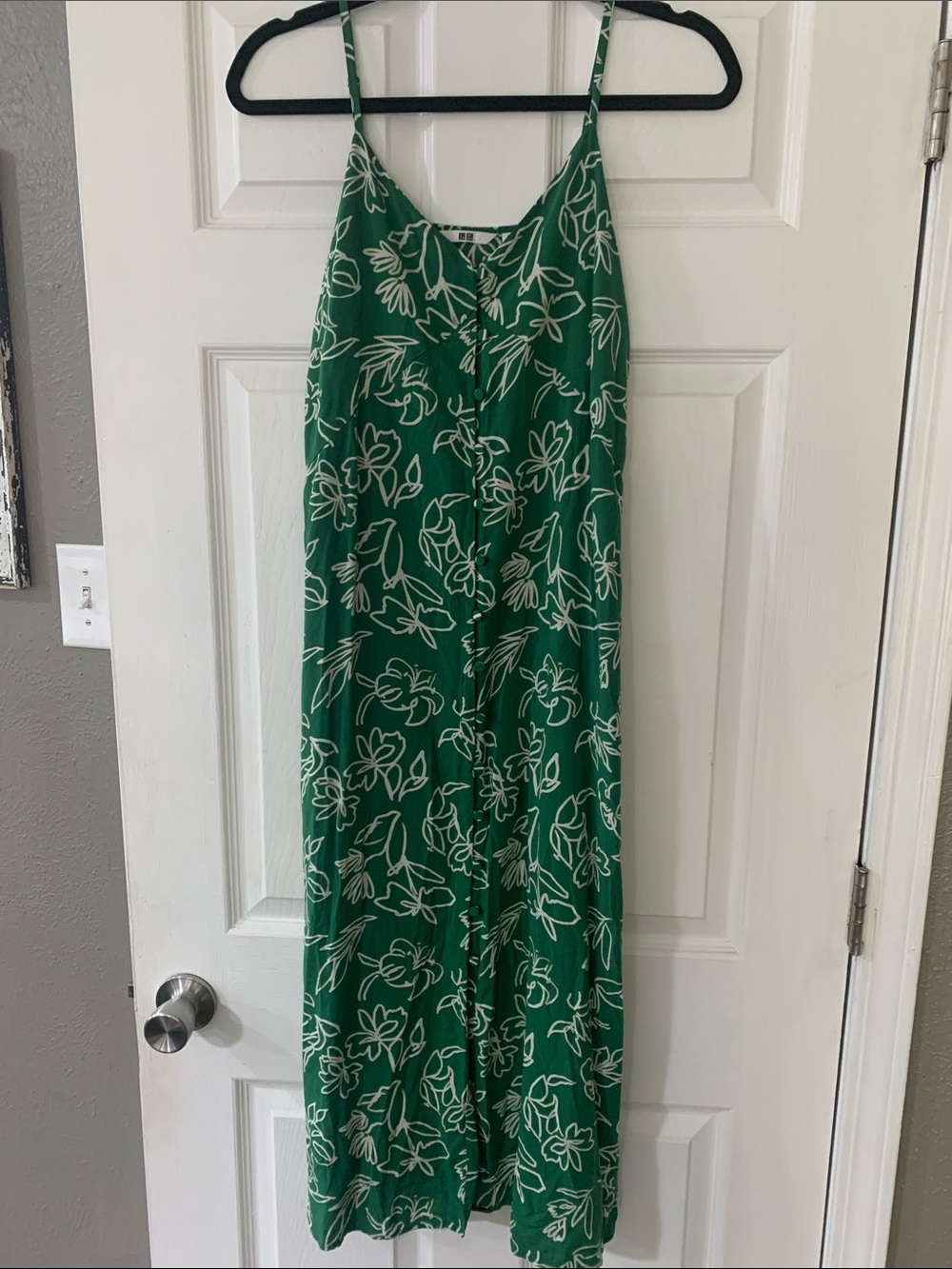 Uniqlo Green Floral Midi Dress